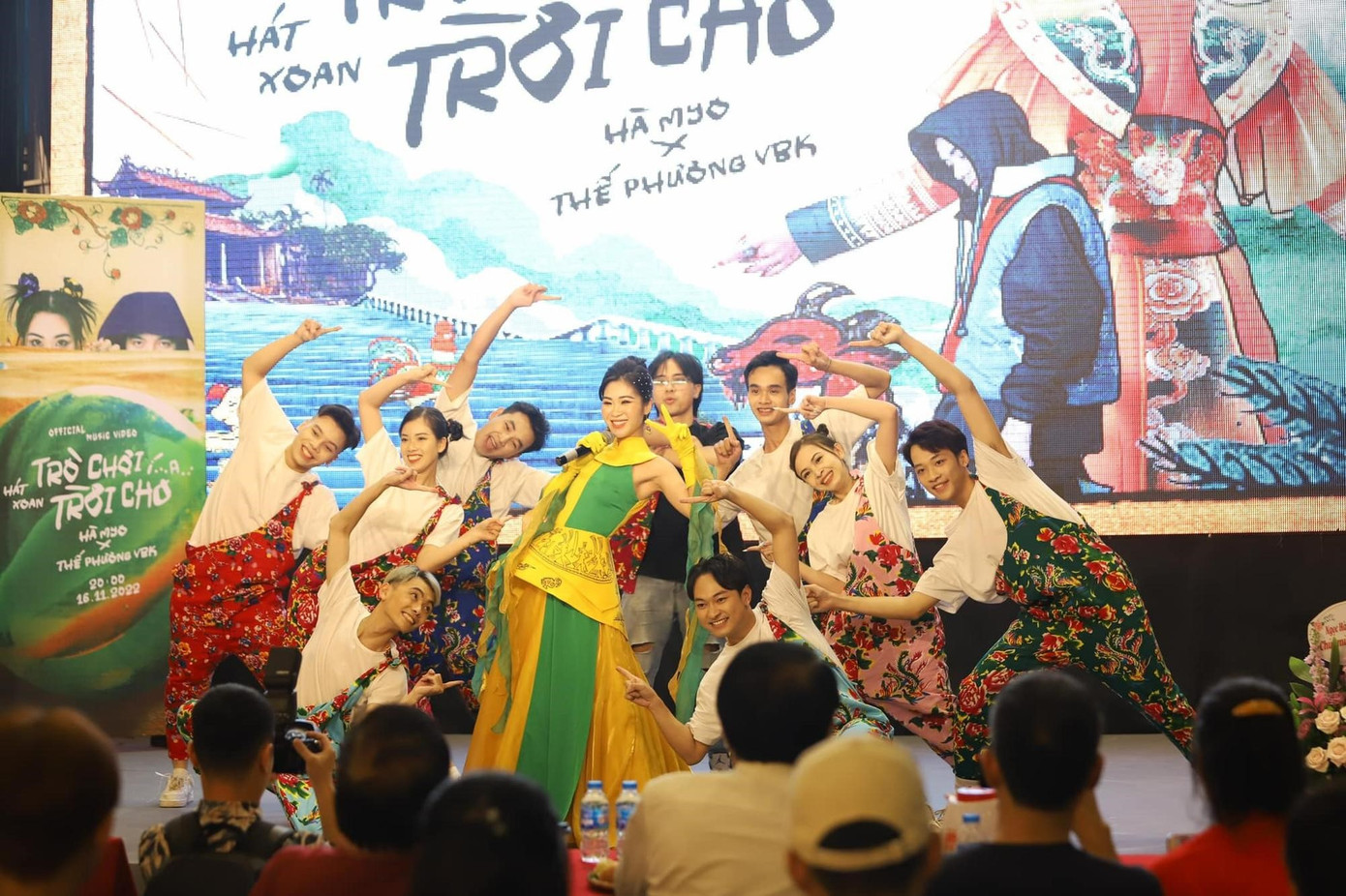 Ca sĩ Hà Myo thổi làn gió mới khi kết hợp hát xoan cùng rap và EDM.