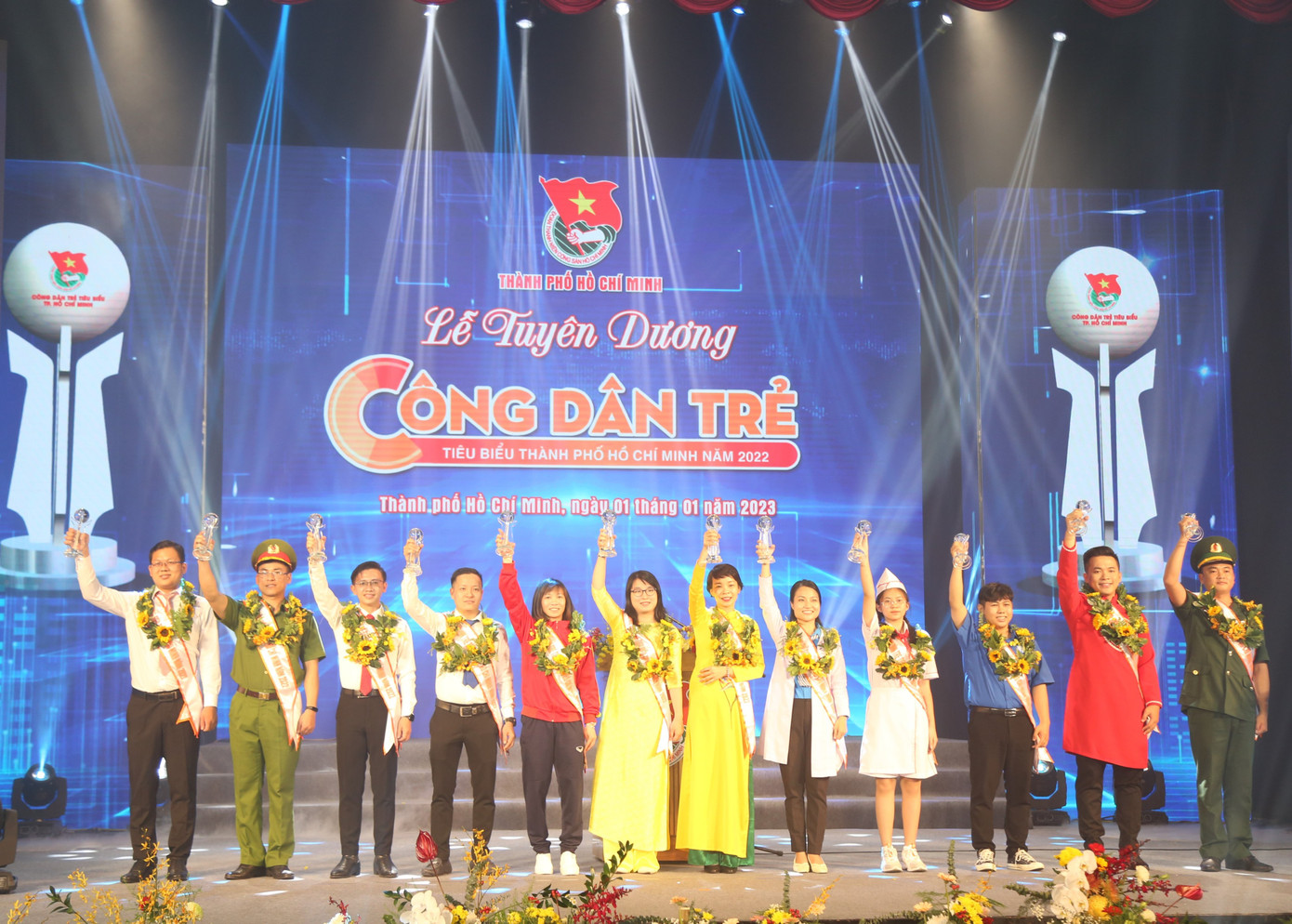 12 “Công dân trẻ tiêu biểu TPHCM” năm 2022 được tuyên dương trong dịp này.