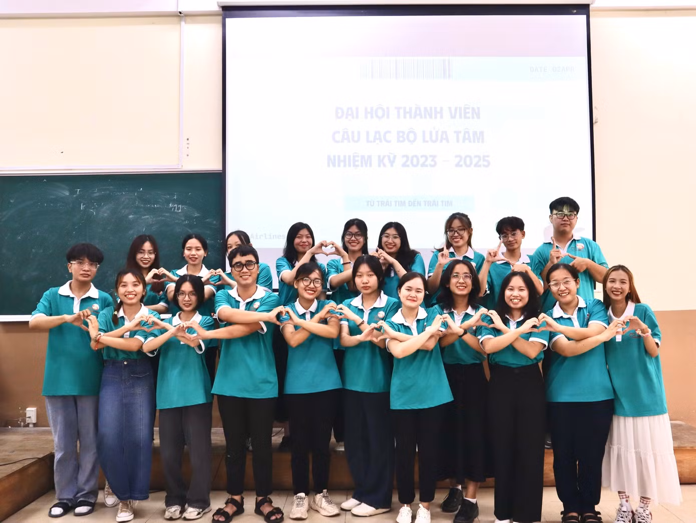 Những thành viên của CLB Lửa Tâm. Những thành viên của CLB Lửa Tâm.