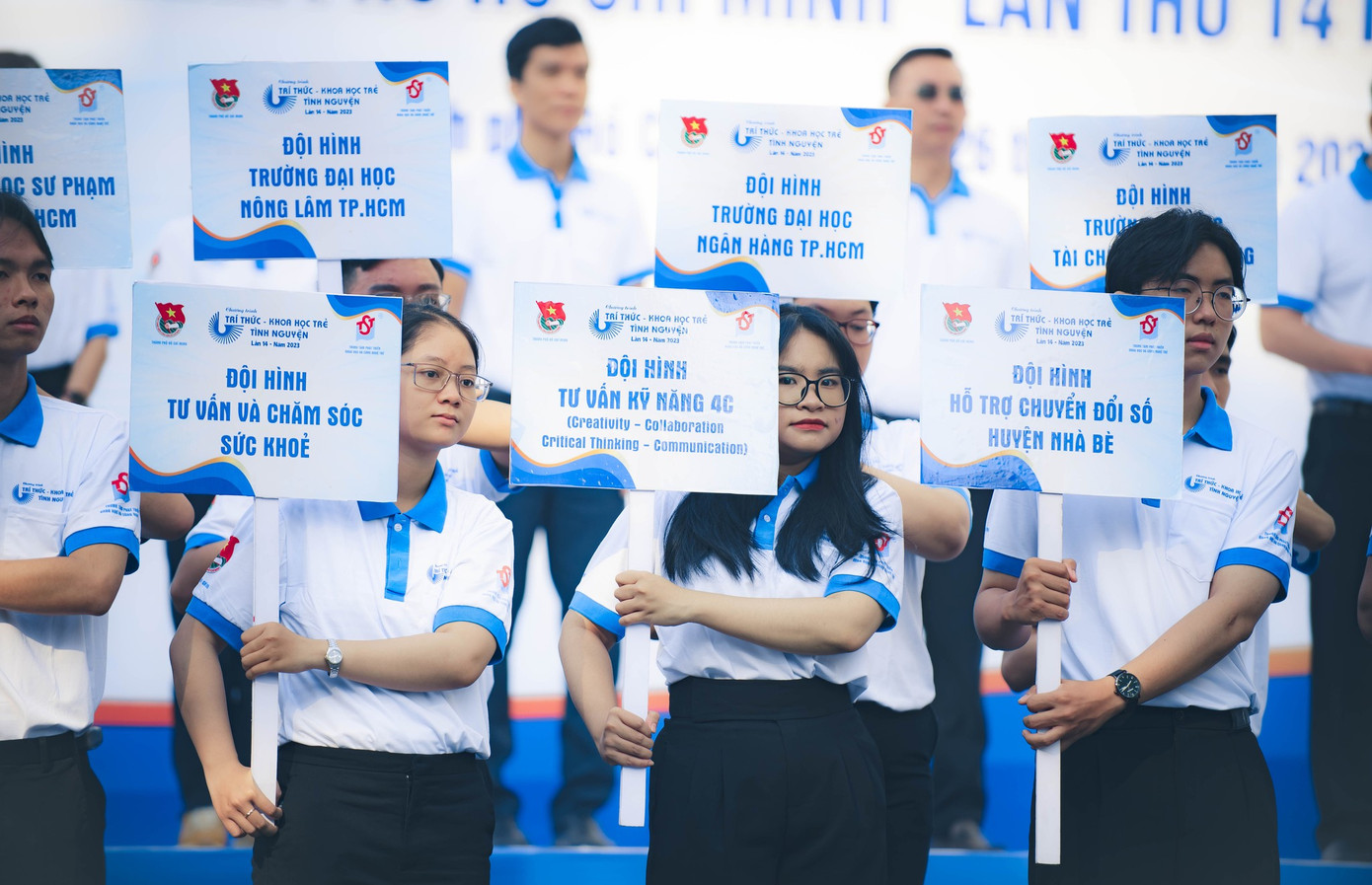 Đồng thời, Tháng Thanh niên cũng sẽ hỗ trợ 25.000 thanh thiếu nhi có hoàn cảnh khó khăn, thanh thiếu nhi bị ảnh hưởng bởi dịch bệnh COVID-19; phát triển mới ít nhất 32.000 đoàn viên, phấn đấu thành lập 50 tổ chức Đoàn - Hội tại các doanh nghiệp ngoài khu vực nhà nước, đơn vị sự nghiệp ngoài công lập.