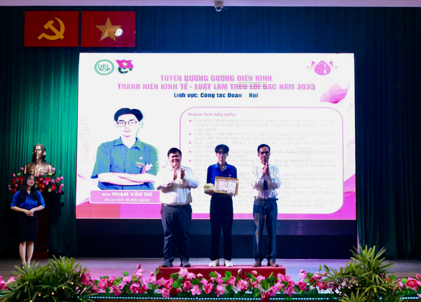 Gương điển hình &quot;Thanh niên Kinh tế - Luật làm theo lời Bác&quot; năm 2023. (Ảnh: Đoàn trường)