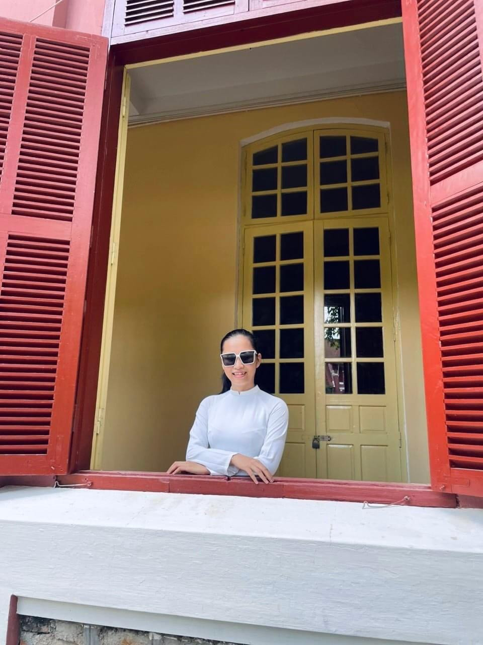 Kim Trang luôn giữ tinh thần lạc quan trong cuộc sống.