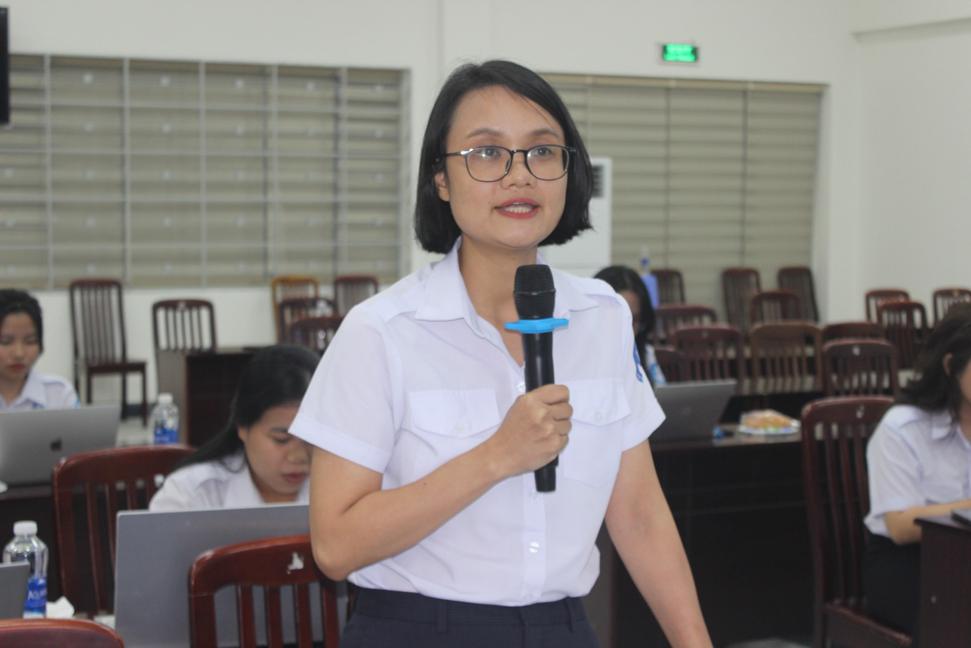 Chị Trần Thu Hà - Phó Bí thư Thành Đoàn, Chủ tịch Hội Sinh viên TP. HCM phát biểu tại chương trình.