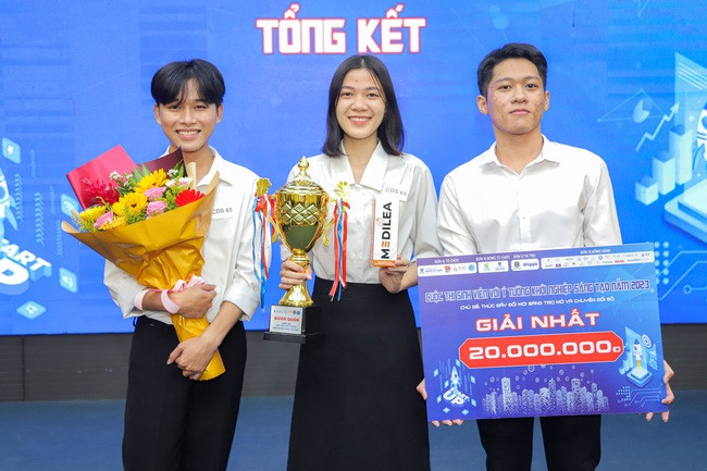 Dự án "Aquabetle Plus" - Sản phẩm gia tăng hiệu suất từ dịch chiết lá bàng giành giải Nhất cuộc thi “Sinh viên với ý tưởng khởi nghiệp sáng tạo, năm 2023”. Dự án "Aquabetle Plus" - Sản phẩm gia tăng hiệu suất từ dịch chiết lá bàng giành giải Nhất cuộc thi “Sinh viên với ý tưởng khởi nghiệp sáng tạo, năm 2023”.