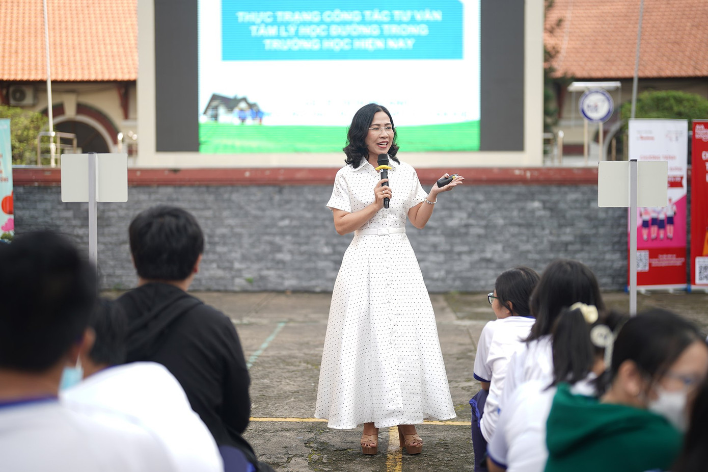 Các chuyên gia tâm lý chia sẻ tại chương trình. (Ảnh: Phạm Nguyễn) Các chuyên gia tâm lý chia sẻ tại chương trình. (Ảnh: Phạm Nguyễn)