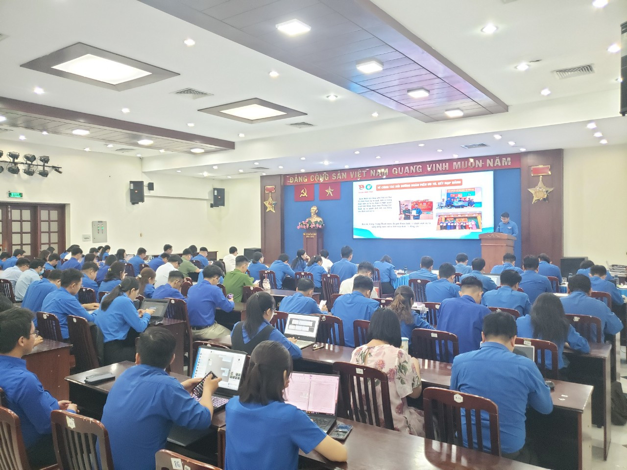 Các đại biểu tham dự Hội nghị. Các đại biểu tham dự Hội nghị.