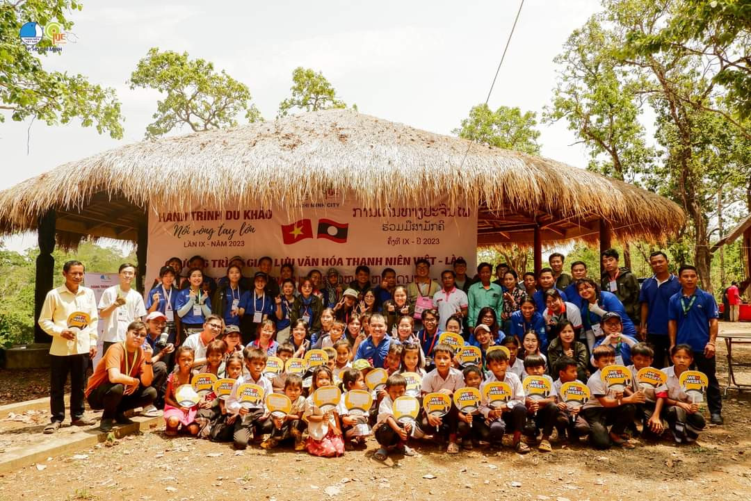 Nhiều các hoạt động giao lưu quốc tế đã diễn ra trong hành trình.