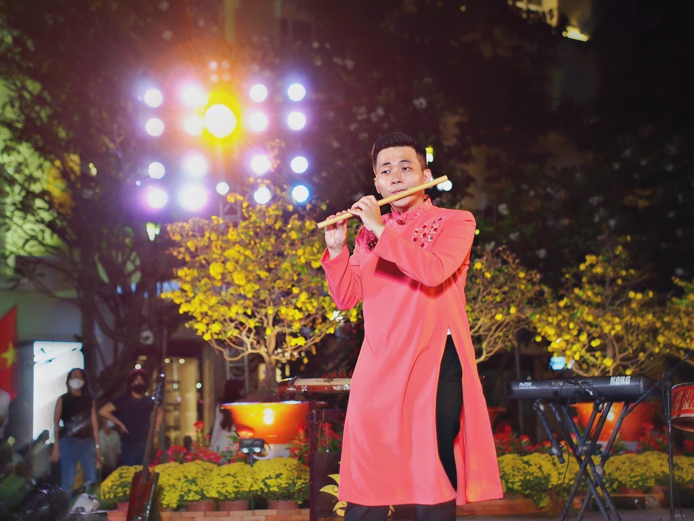 Đinh Nhật Minh - Chàng trai 9X giữ hồn sáo trúc ba đời. (Ảnh: NVCC) Đinh Nhật Minh - Chàng trai 9X giữ hồn sáo trúc ba đời. (Ảnh: NVCC)