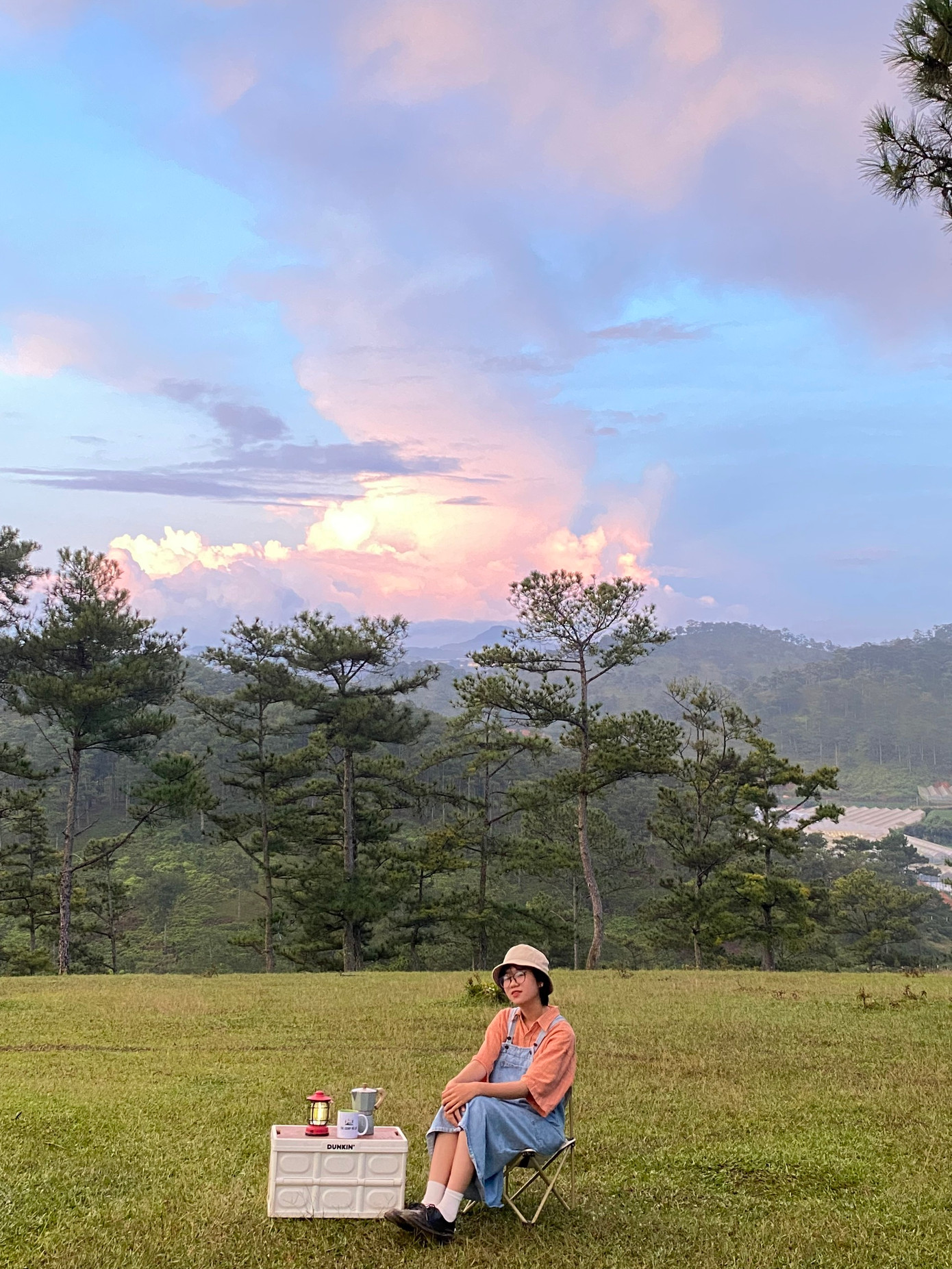 Tuy tích cực làm thêm nhưng trong 4 kì liên tiếp, Thanh Hoa đều giành được học bổng của trường.