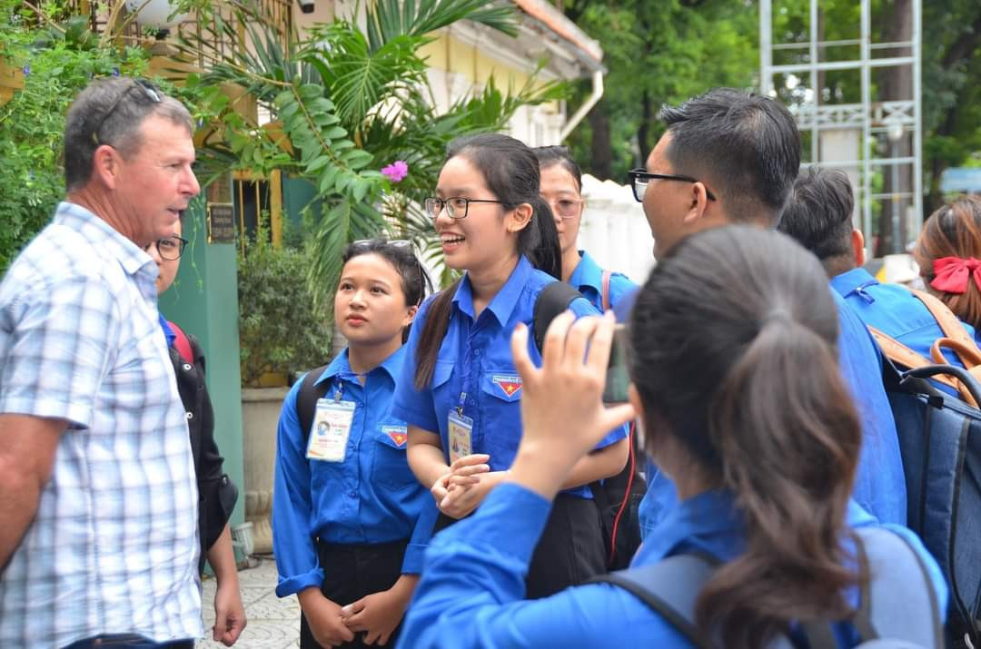 TP. HCM đang cùng các trường đại học và các đơn vị có liên quan quyết tâm xây dựng, huy động nguồn vốn để đảm bảo giải quyết cho nhiều sinh viên đang học tập tại các trường đại học, cao đẳng trên địa bàn TP. HCM được vay vốn học tập. TP. HCM đang cùng các trường đại học và các đơn vị có liên quan quyết tâm xây dựng, huy động nguồn vốn để đảm bảo giải quyết cho nhiều sinh viên đang học tập tại các trường đại học, cao đẳng trên địa bàn TP. HCM được vay vốn học tập.