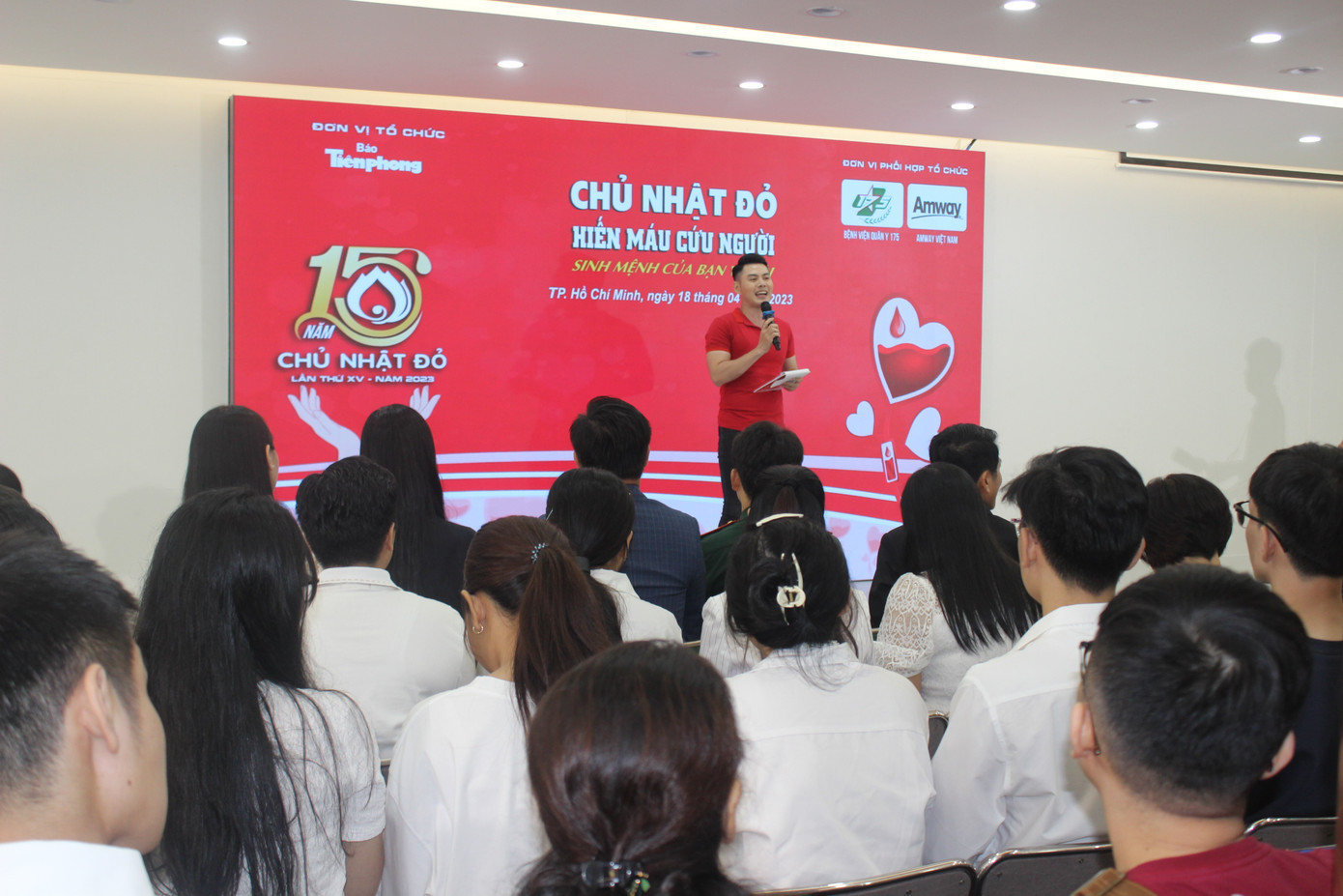 Với thông điệp &quot;Hiến máu cứu người – Sinh mệnh của bạn và tôi&quot;, theo Nhà báo Lý Thành Tâm, hoạt động có ích cho xã hội của ngày hôm nay có thể góp phần nhỏ bé của mình để làm nên những khác biệt to lớn đối với cộng đồng, và cùng nhau lan tỏa lòng tốt để tinh thần “Hiến máu cứu người” của chương trình &apos;Chủ nhật Đỏ&apos; có thể chạm đến được nhiều người hơn nữa. &quot;Cho đến nay, chương trình hiến máu &apos;Chủ nhật Đỏ&apos; đã vận động được gần 60.000 đơn vị máu. Đây là kết quả của một chương trình xã hội có tính lan tỏa cao và nhận được sự hưởng ứng của nhiều người”, Nhà báo Lý Thành Tâm nói.