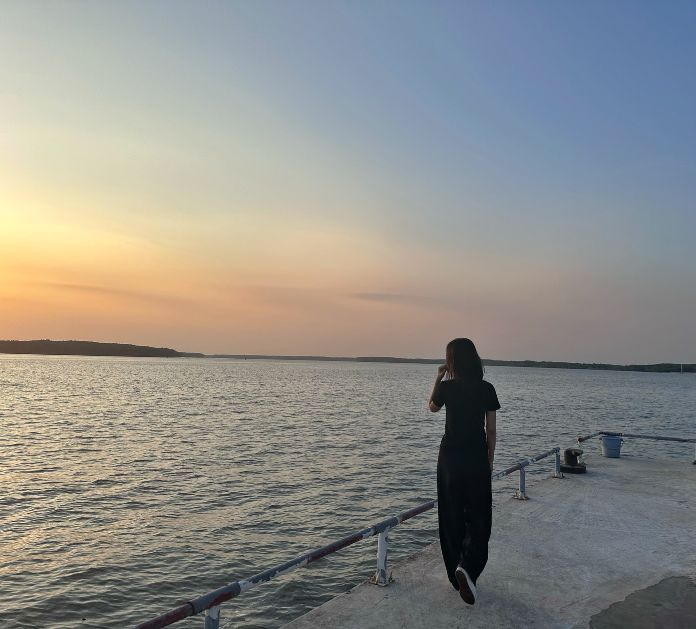 Hoàng hôn ở ấp đảo Thiềng Liềng mang vẻ đẹp yên tĩnh. (Ảnh: Lan Huỳnh) Hoàng hôn ở ấp đảo Thiềng Liềng mang vẻ đẹp yên tĩnh. (Ảnh: Lan Huỳnh)