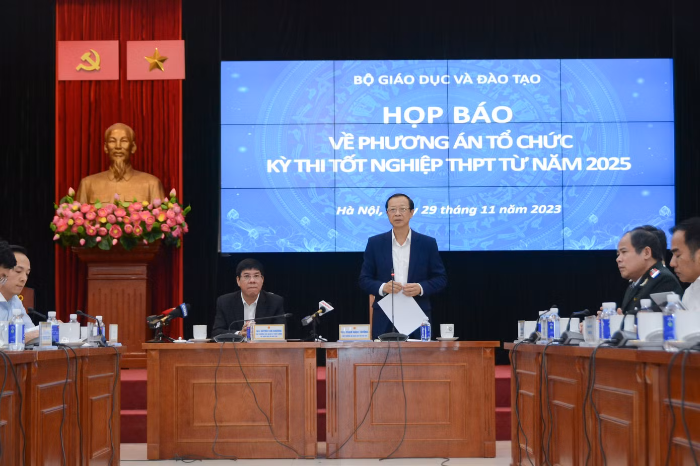 Quang cảnh tại buổi họp báo thông tin về Kỳ thi tốt nghiệp THPT từ năm 2025, diễn ra chiều 29/11. Quang cảnh tại buổi họp báo thông tin về Kỳ thi tốt nghiệp THPT từ năm 2025, diễn ra chiều 29/11.