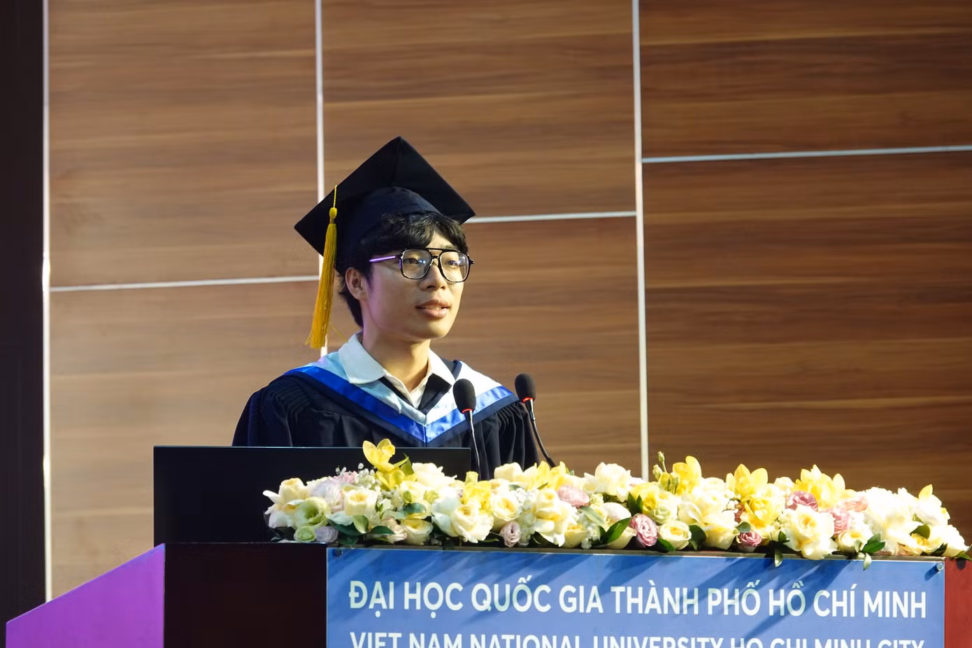 Tân kỹ sư ngành Kỹ thuật Không gian Lê Đăng Khoa, thủ khoa tốt nghiệp khối ngành Kỹ thuật. (Ảnh: NVCC)