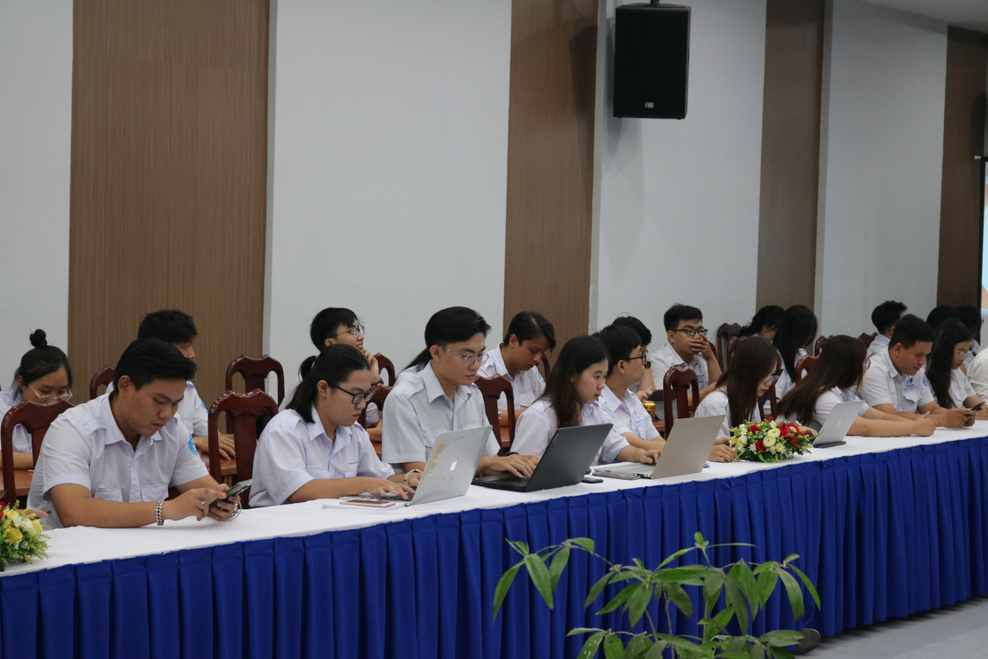 Các đại biểu tham dự Hội nghị. (Ảnh: Ngọc Lân) Các đại biểu tham dự Hội nghị. (Ảnh: Ngọc Lân)