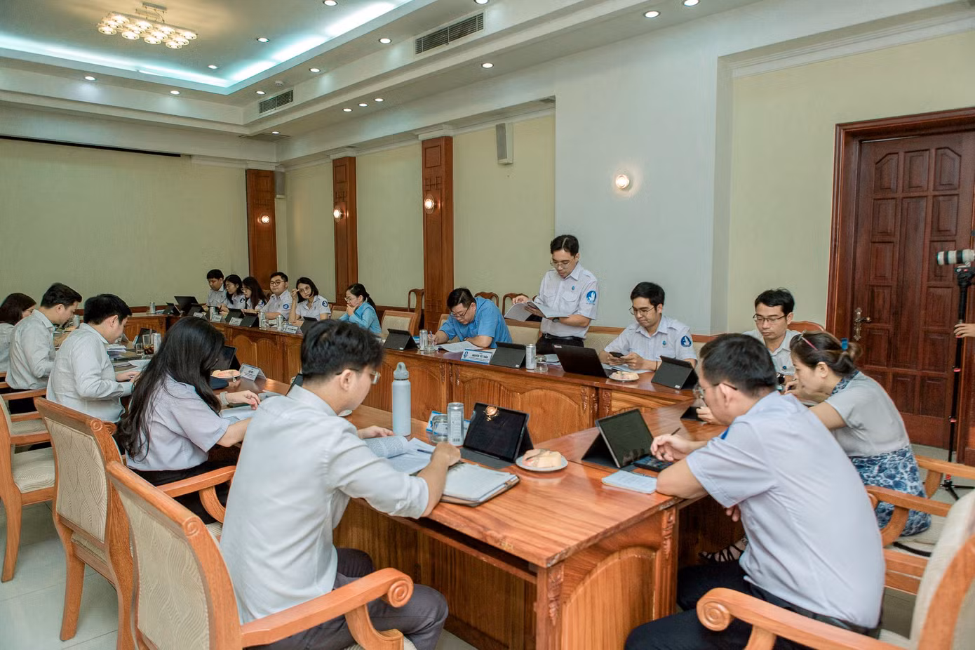 Nhiều ý kiến của các đại biểu đưa ra trong buổi làm việc.