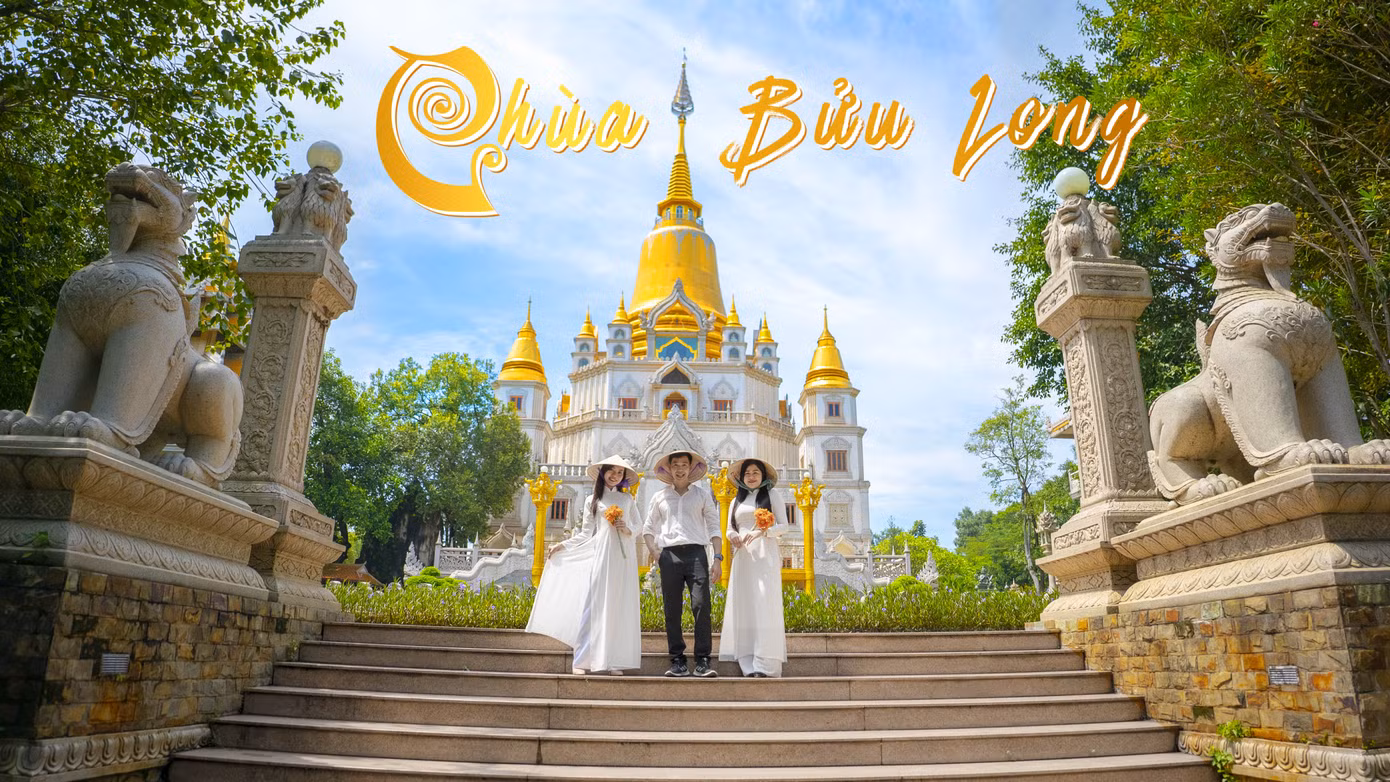Văn Dũng bắt đầu công việc bằng việc giới thiệu các địa điểm du lịch tâm linh tại TP. HCM. Văn Dũng bắt đầu công việc bằng việc giới thiệu các địa điểm du lịch tâm linh tại TP. HCM.