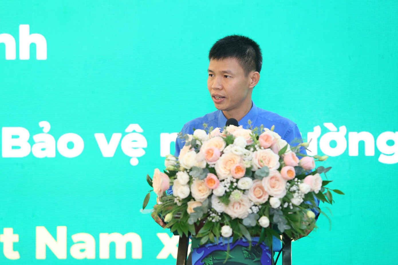 Anh Vũ Minh Thảo - Ủy viên BCH T.Ư Đoàn, Phó Trưởng Ban Thanh niên Nông thôn T.Ư Đoàn phát biểu tại buổi Tọa đàm. (Ảnh: Ngô Tùng)