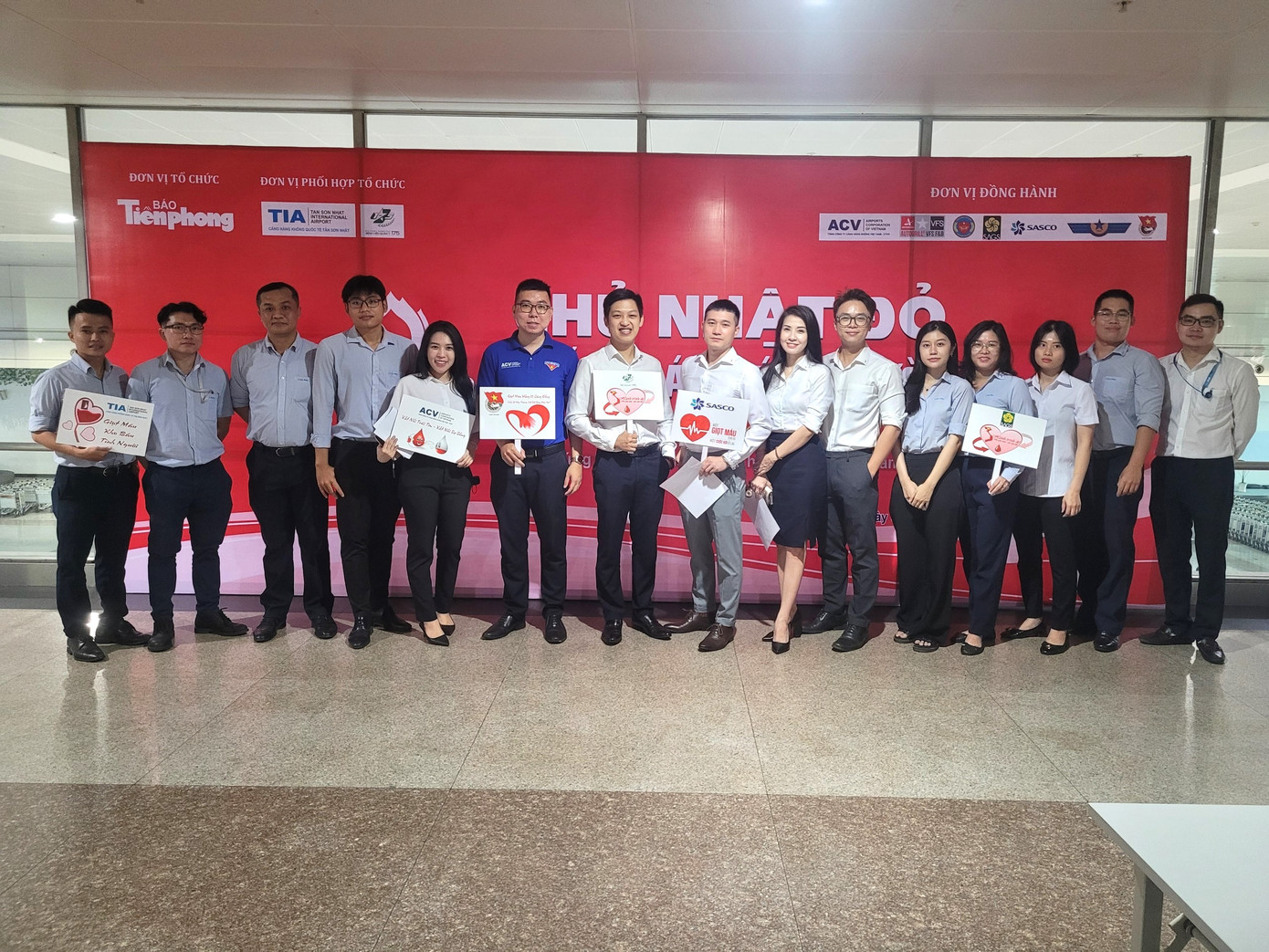 Kết thúc chương trình, Ban Tổ chức đã thu về 337 đơn vị máu.