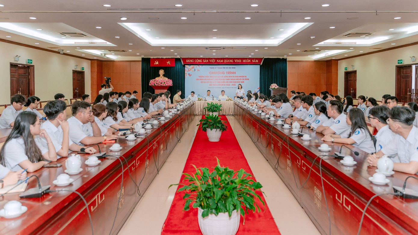 Quang cảnh tại buổi gặp mặt.