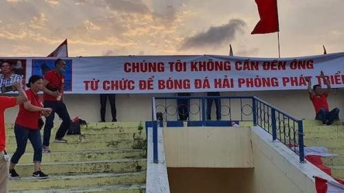 Hải Phòng là đội ăn ngân sách lớn nhất trong các địa phương nhưng thành tích đội bóng và công tác quản lý đội đều không tốt. Hải Phòng là đội ăn ngân sách lớn nhất trong các địa phương nhưng thành tích đội bóng và công tác quản lý đội đều không tốt.