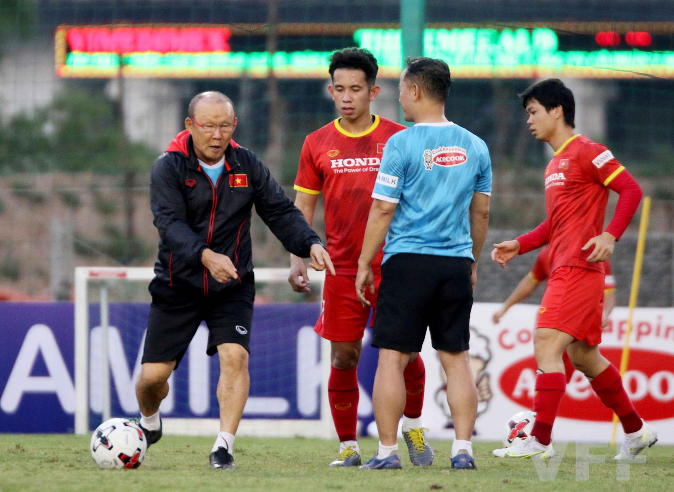 HLV Park Hang Seo sẽ đưa Việt Nam vượt qua Vòng loại thứ 2 World Cup 2022? (ảnh Anh Đoàn)