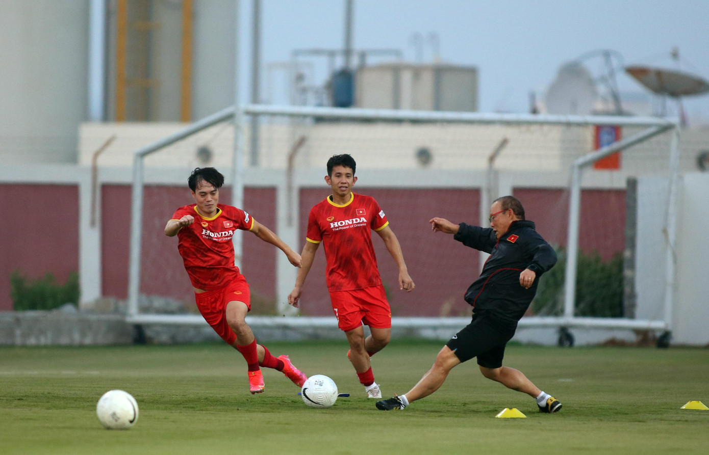 HLV Park Hang-seo liệu cần &quot;giữ lửa&quot; cho các học trò trước những đối thủ cực mạnh cấp châu lục. ảnh Hữu Phạm