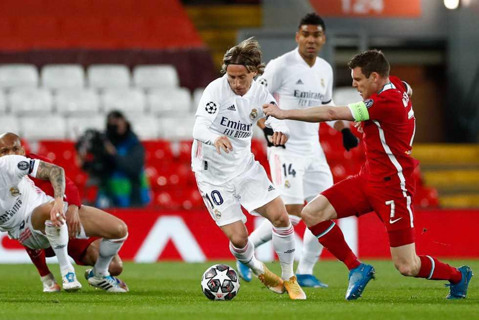 UEFA doạ cấm Real Madrid và các CLB sáng lập Super League tham dự Champions League. UEFA doạ cấm Real Madrid và các CLB sáng lập Super League tham dự Champions League.