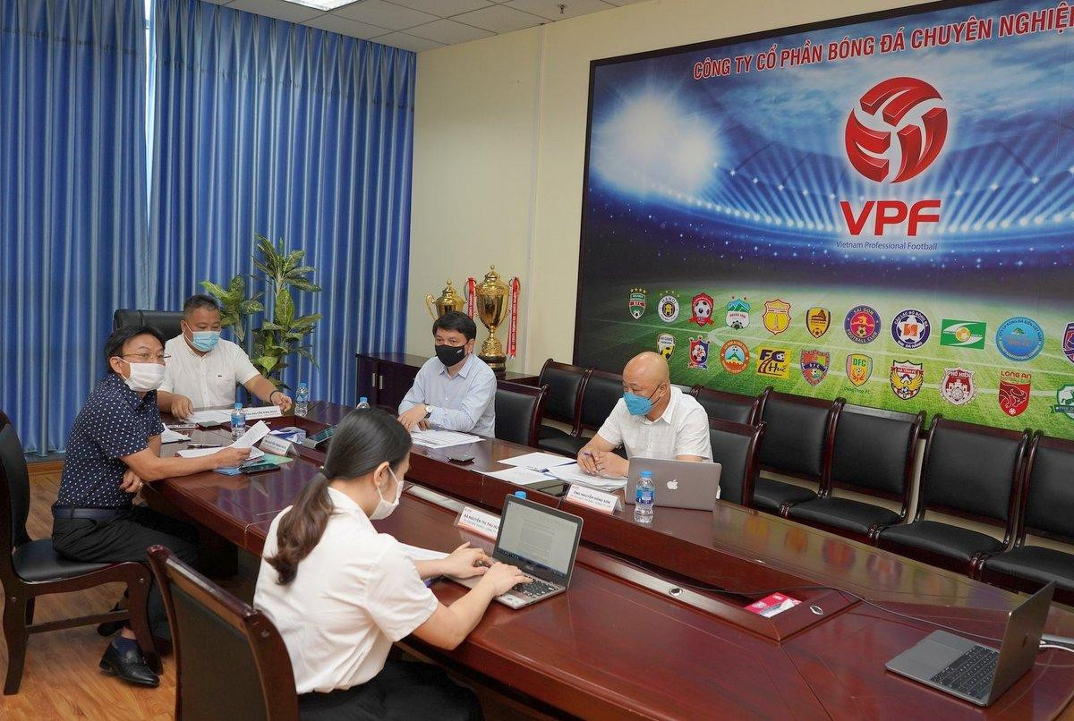 VPF cho biết việc hoãn việc không tổ chức được V-League sẽ ảnh hưởng lớn tới hệ thống thi đấu trong nước. (ảnh Anh Tú)
