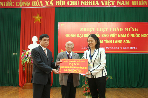 Nhiều món quà thể hiện tinh thần tương thân tương ái