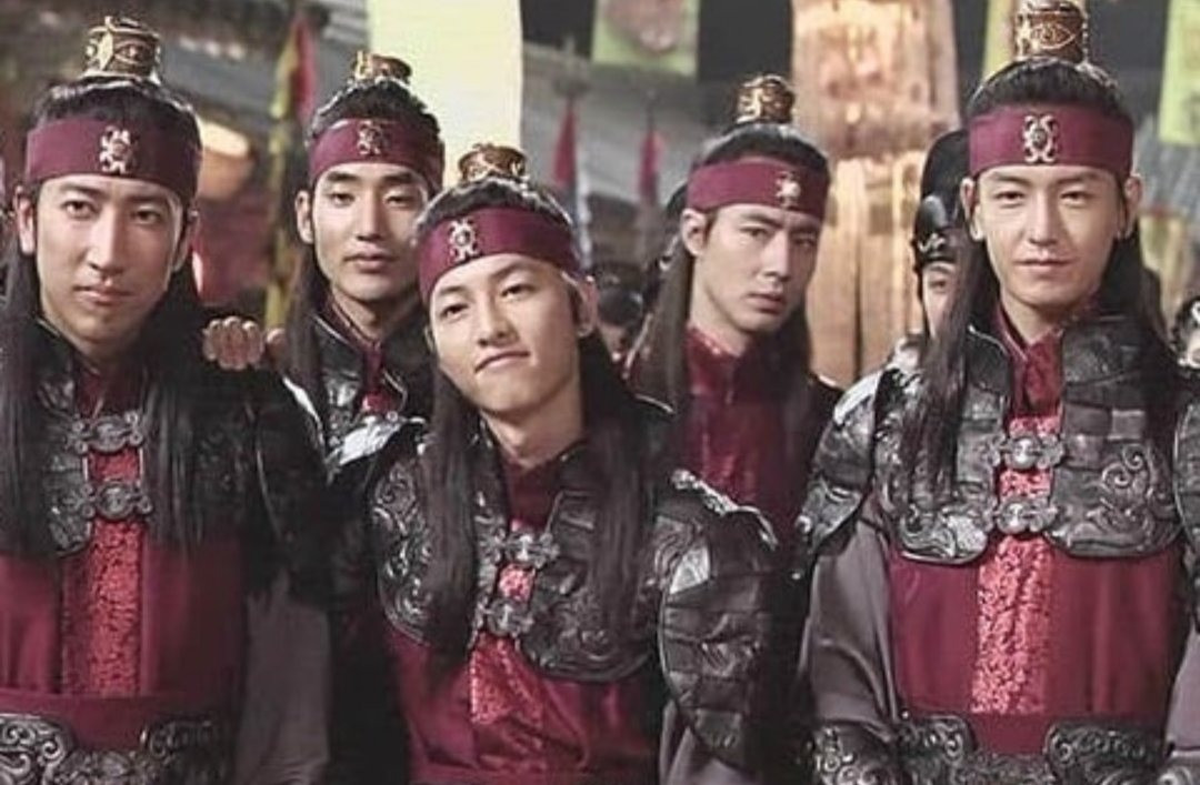 Song Joong Ki đóng vai phụ trong Song hoa điếm. Song Joong Ki đóng vai phụ trong Song hoa điếm.