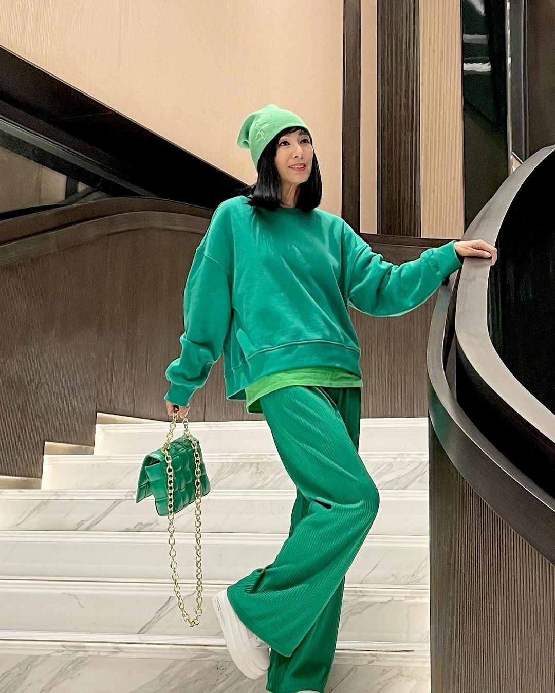 Mễ Tuyết có phong cách thời trang trẻ trung, năng động. Ảnh: IG. Mễ Tuyết có phong cách thời trang trẻ trung, năng động. Ảnh: IG.