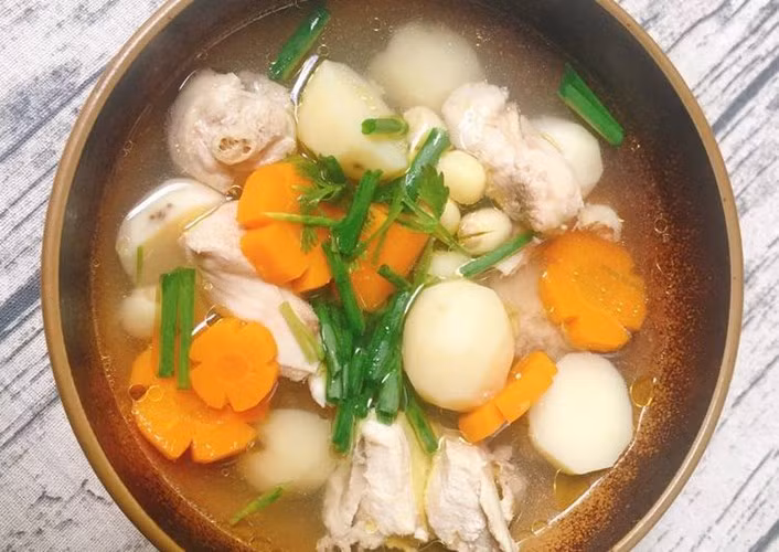 Canh gà nấu theo cách này ngon không cưỡng nổi ảnh 1