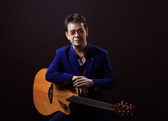 Nhạc sĩ Đức Huy nói về vợ kém 44 tuổi và chuyện có con ở tuổi 70 ảnh 1