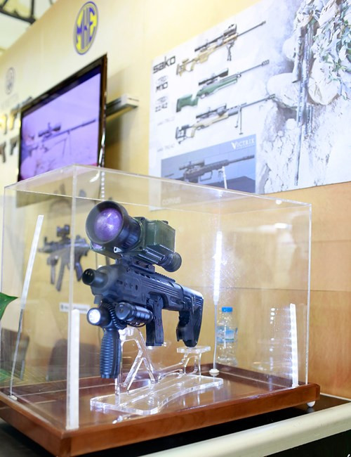 'Mục sở thị' hàng loạt khí tài của an ninh các nước ở Hà Nội ảnh 4