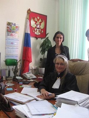 Thẩm phán và thư ký