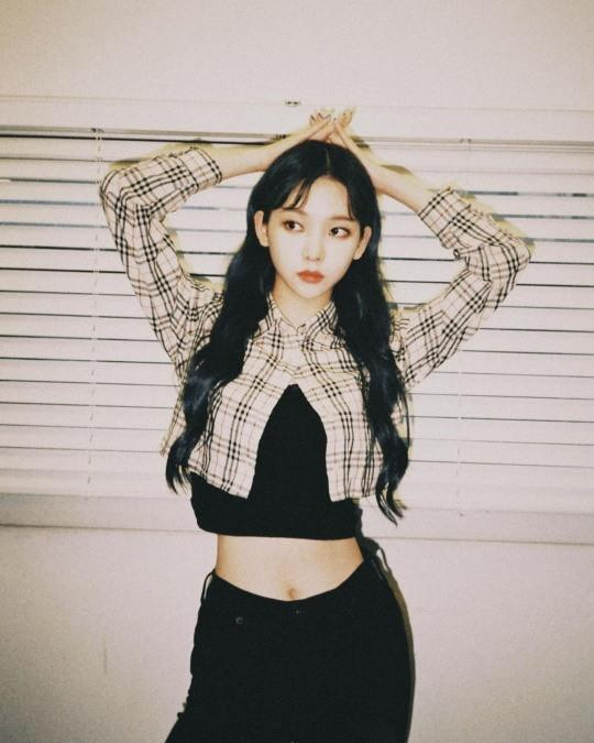 Ảnh đời thường của Karina trên Instagram cũng đẹp một cách 'đặc biệt'.