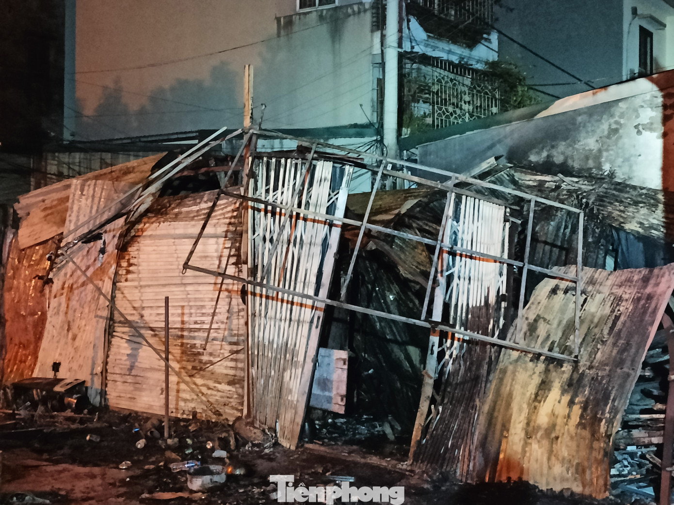 Hiện trường vụ cháy. Hiện trường vụ cháy.