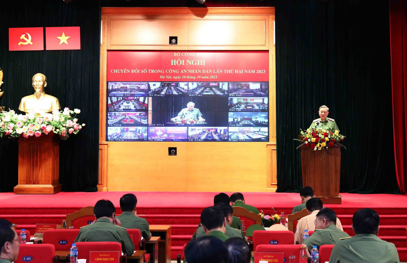 Hội nghị chuyển đổi số trong Công an nhân dân lần thứ hai năm 2023 diễn ra vào sáng 10/10.