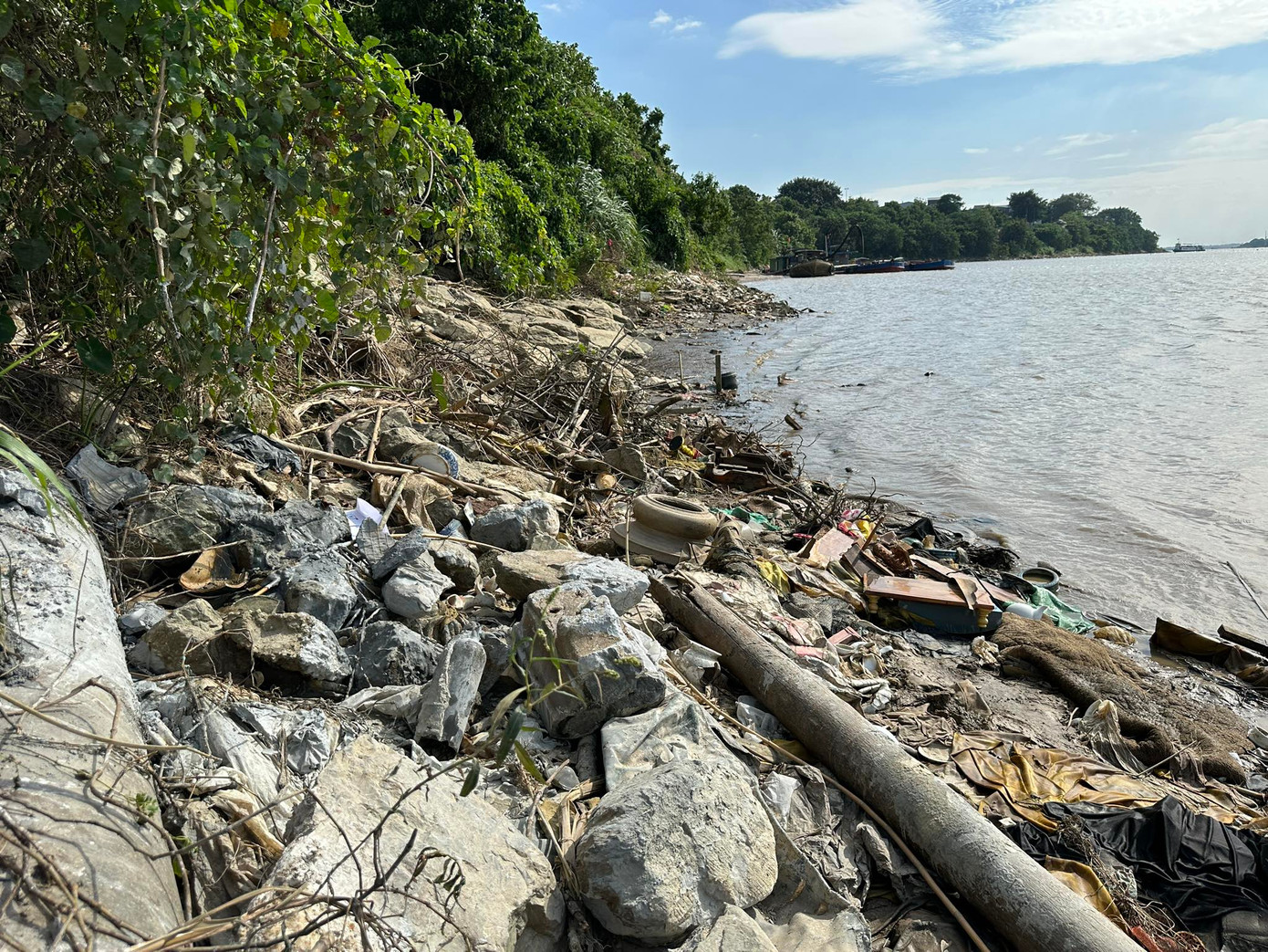 Khu vực Khanh phi tang thi thể N. Khu vực Khanh phi tang thi thể N.