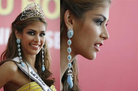 Dayana Mendoza đùa với nắng và sóng biển Nha Trang ảnh 7