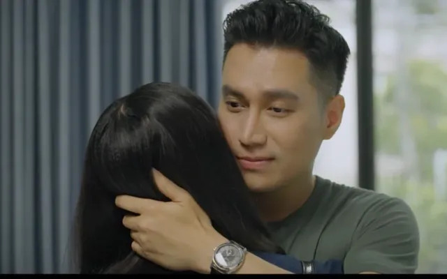 Đông nhanh chóng rơi vào lưới tình sau vài lần bị Vinh thả thính. Đông nhanh chóng rơi vào lưới tình sau vài lần bị Vinh thả thính.