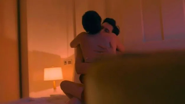 Cảnh nóng táo bạo gây tranh cãi trong Hành trình công lý. Cảnh nóng táo bạo gây tranh cãi trong Hành trình công lý.