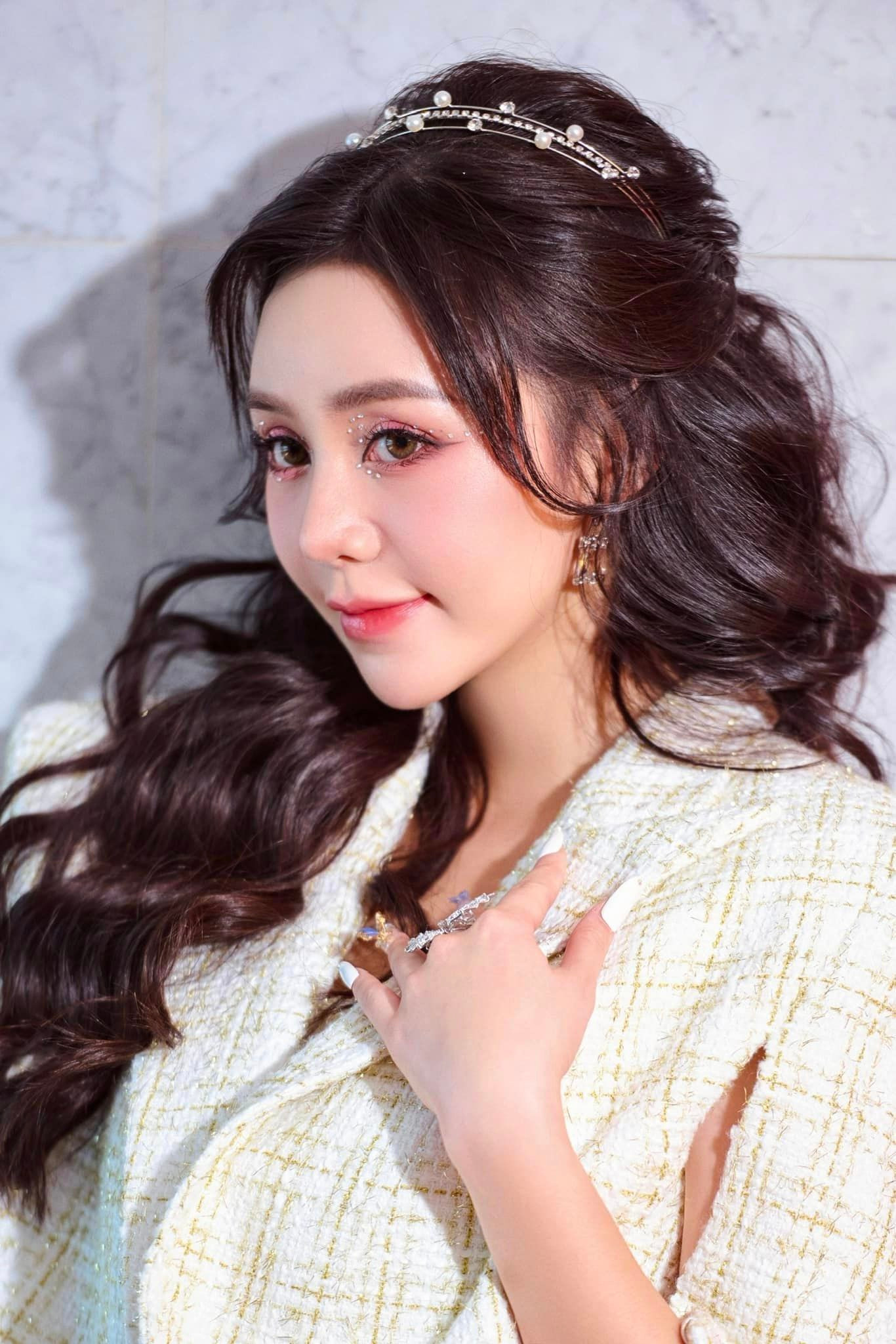 Quỳnh Kool là gương mặt sáng giá của truyền hình phía Bắc. Ảnh: NVCC. Quỳnh Kool là gương mặt sáng giá của truyền hình phía Bắc. Ảnh: NVCC.