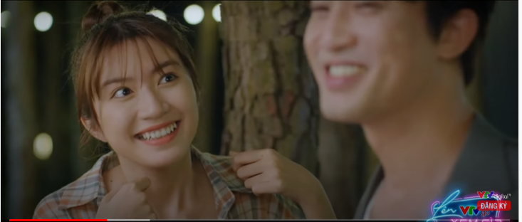 Đông Phong hoàn toàn bị Vân Vân chinh phục nhưng vẫn tỏ vẻ lạnh lùng. Đông Phong hoàn toàn bị Vân Vân chinh phục nhưng vẫn tỏ vẻ lạnh lùng.