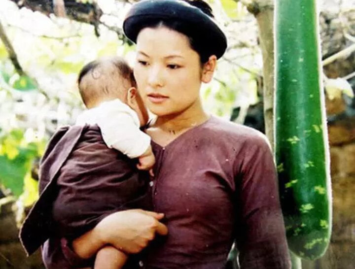 Nhan sắc NSND Thu Quế thời trẻ.