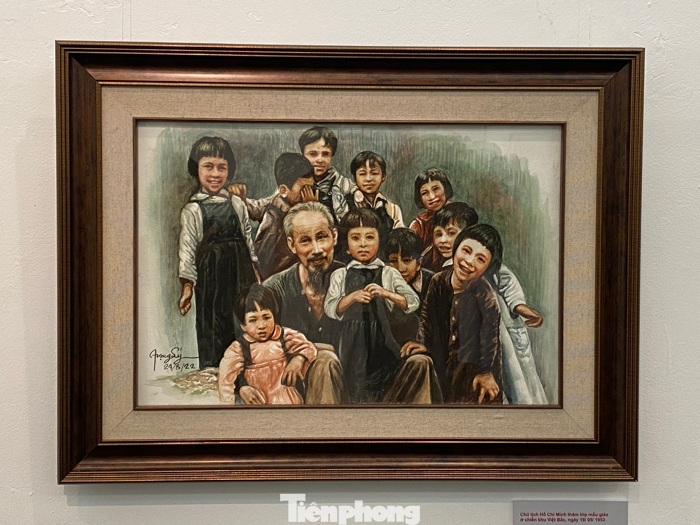 Tranh vẽ Chủ tịch Hồ Chí Minh thăm lớp mẫu giáo ở chiến khu Việt Bắc vào tháng 5/1953.