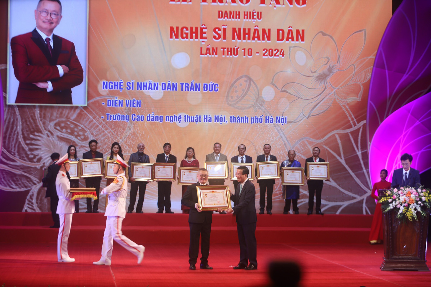 Nhiều nghệ sĩ có chung cảm xúc tự hào, vinh dự. Ảnh: Lại Tấn. Nhiều nghệ sĩ có chung cảm xúc tự hào, vinh dự. Ảnh: Lại Tấn.