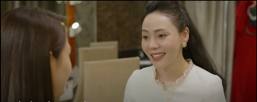 Đồng nghiệp rủ Hồng làm thêm để cải thiện thu nhập. Ảnh: CMH. Đồng nghiệp rủ Hồng làm thêm để cải thiện thu nhập. Ảnh: CMH.