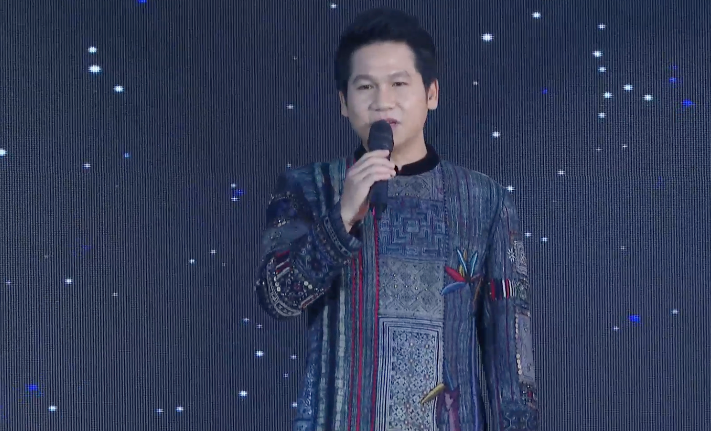 Ca sĩ Trọng Tấn, Anh Thơ thể hiện những ca khúc nổi tiếng của nhạc sĩ tài hoa xứ Nghệ.